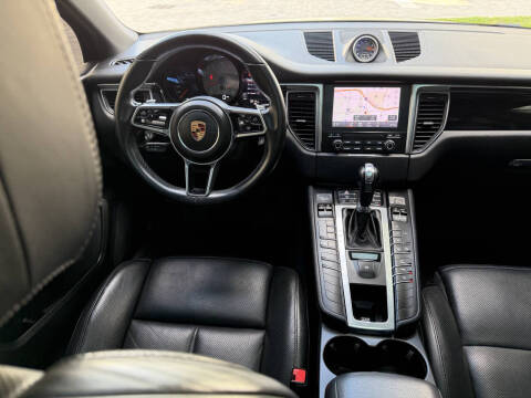 2018 Porsche Macan S