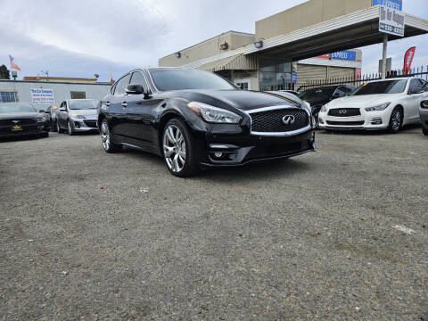 2017 Infiniti Q70 for sale at Car Co in Richmond CA