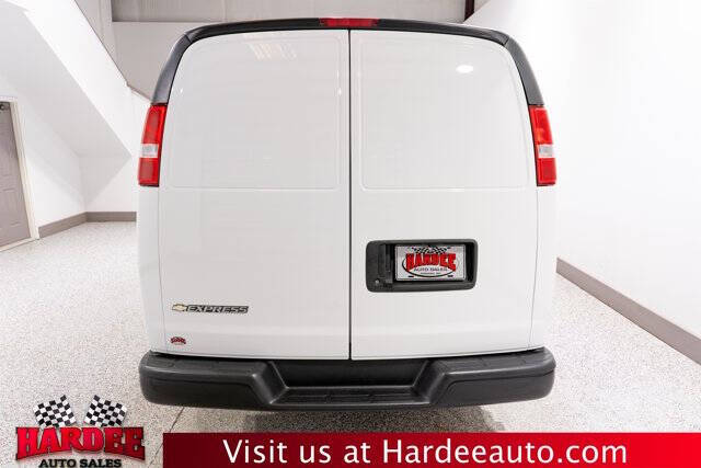 2024 Chevrolet Express 2500
