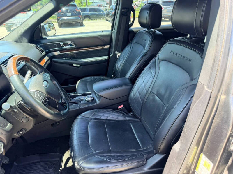 2018 Ford Explorer Platinum