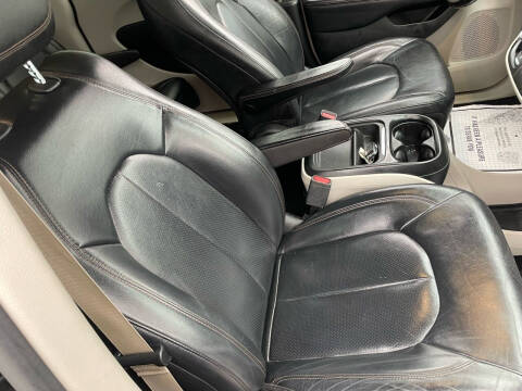 2019 Chrysler Pacifica Touring L