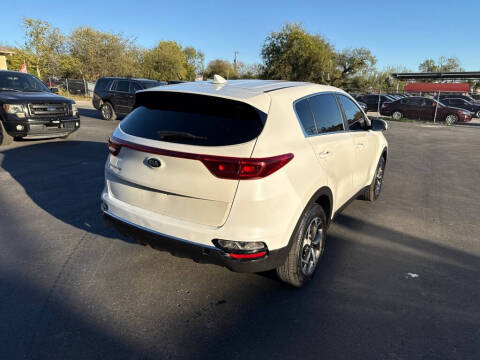 2022 Kia Sportage LX