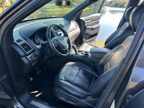 2017 Ford Explorer Limited