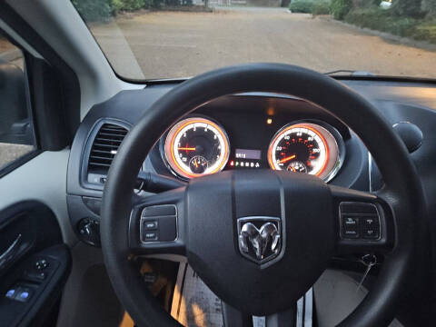 2012 RAM C/V