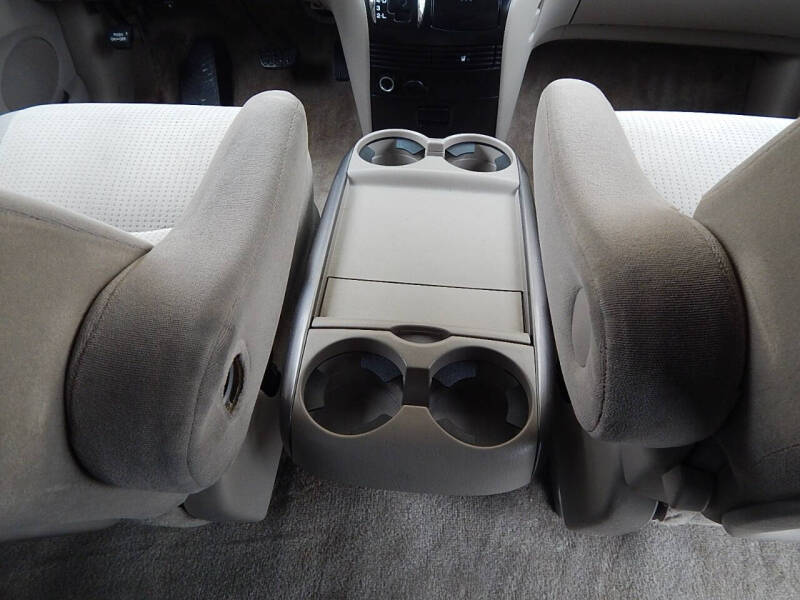 2007 Toyota Sienna LE 8-Passenger