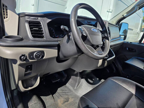 2023 Ford Transit 250