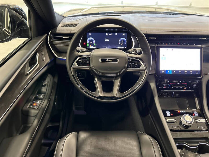 2025 Jeep Grand Cherokee Overland