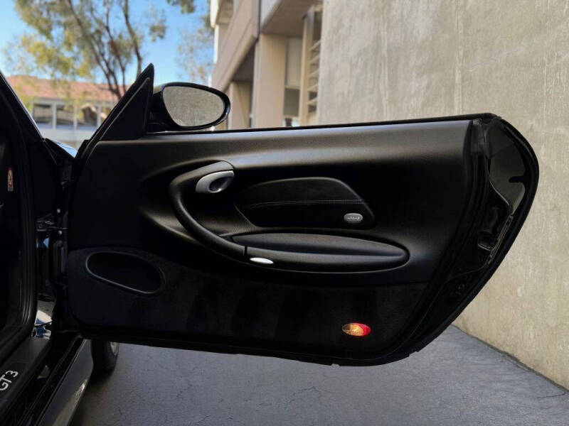 2004 Porsche 911 GT3