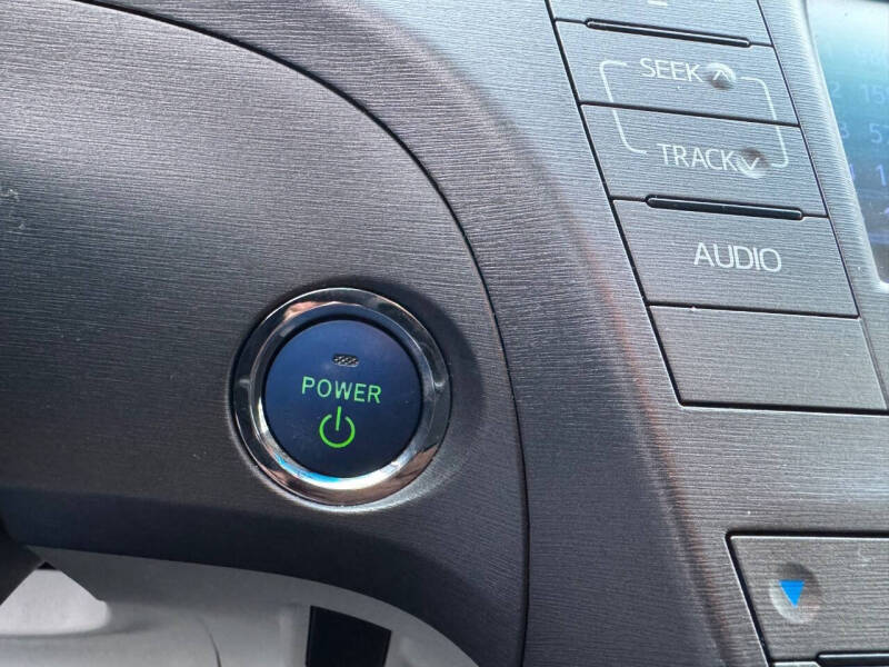 2012 Toyota Prius Two