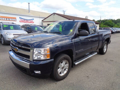 2008 Chevrolet Silverado 1500 for sale at Aspen Auto Sales in Wayne MI