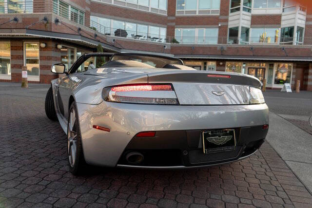 2015 Aston Martin V8 Vantage 18