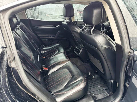 2017 Maserati Ghibli