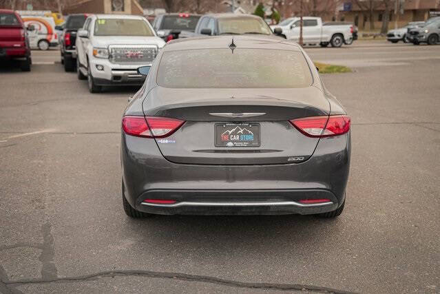 2016 Chrysler 200 Limited