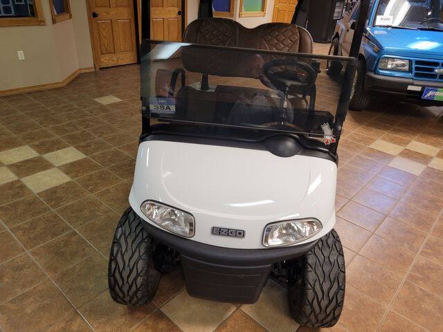 2021 E-Z-GO RXV Elite    Lithium