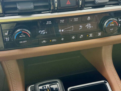 2024 Nissan Pathfinder Platinum