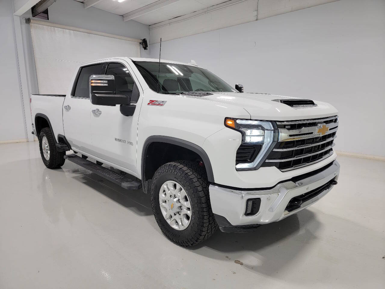2024 Chevrolet Silverado 2500HD LTZ 4x4 4dr Crew Cab SB 