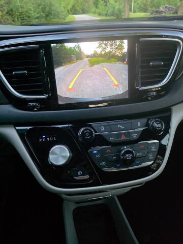 2019 Chrysler Pacifica Touring L Plus