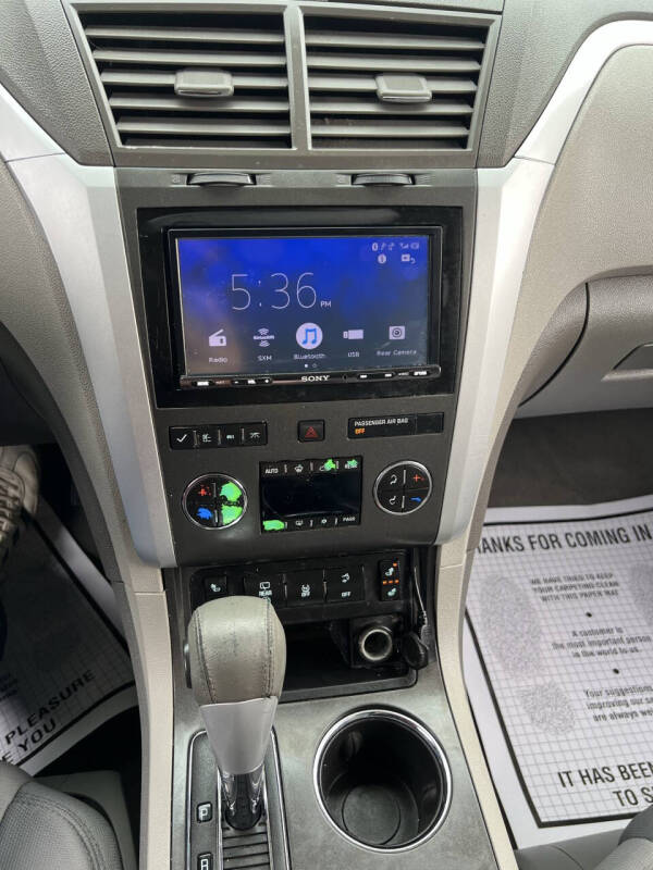 2012 Chevrolet Traverse LT