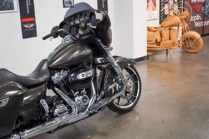 2021 Harley-Davidson Street Glide