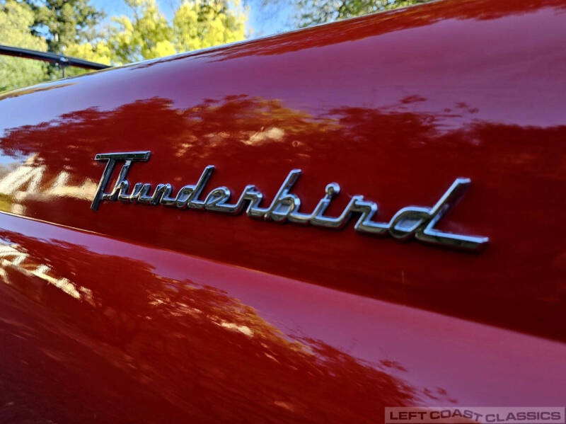 1955 Ford Thunderbird