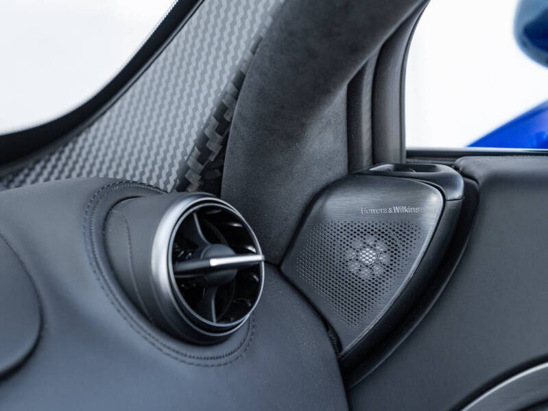 2024 McLaren 750S Spider