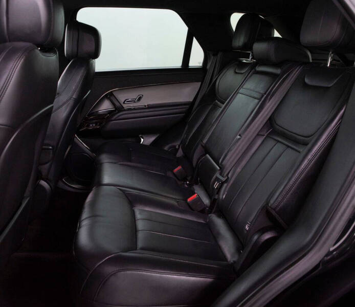 2025 Land Rover Range Rover Sport P360 SE