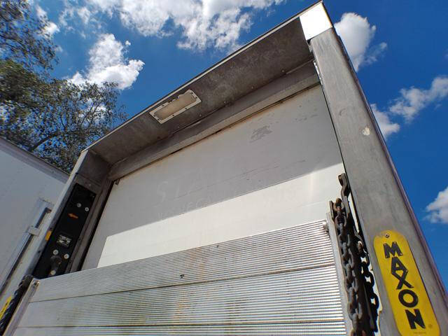 2017 Freightliner M2 106