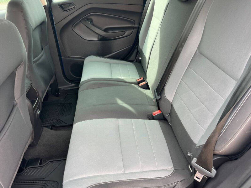 2017 Ford Escape S