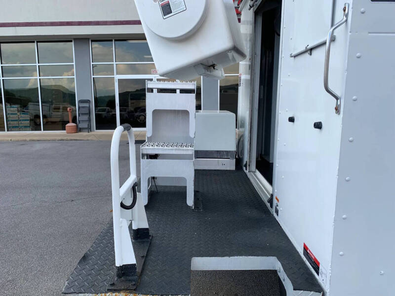 2018 Ford E-Series