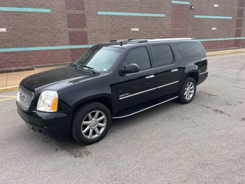 2014 GMC Yukon XL for sale at Bogie's Motors in Saint Louis MO