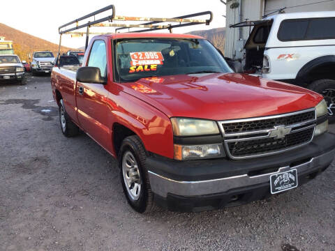 2007 Chevrolet Silverado 1500 Classic for sale at Troy's Auto Sales in Dornsife PA