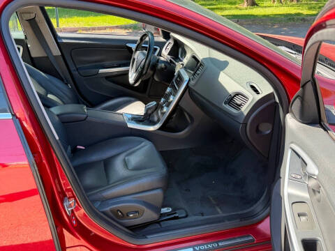 2016 Volvo S60 T5 Drive-E Premier
