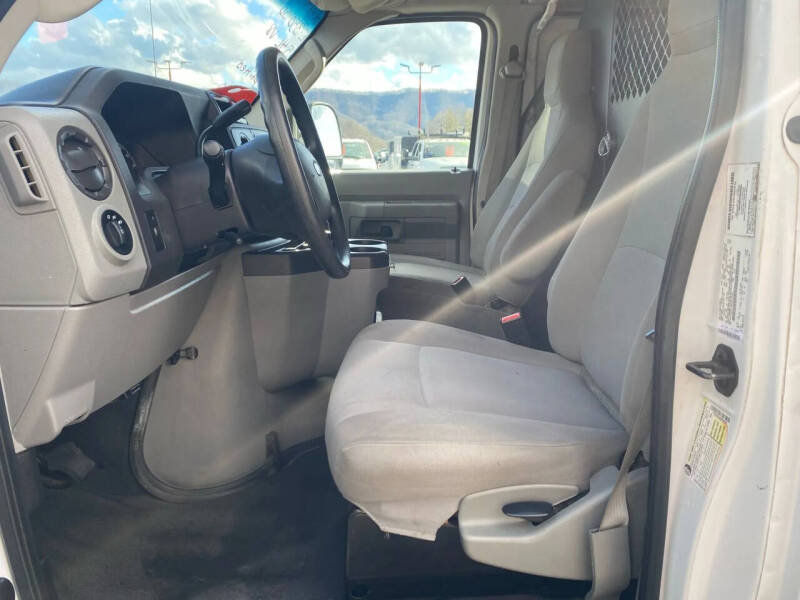 2014 Ford E-Series E-350 SD