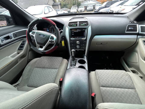 2012 Ford Explorer XLT