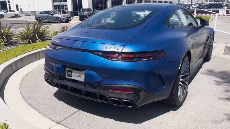 2024 Mercedes-Benz AMG GT 63