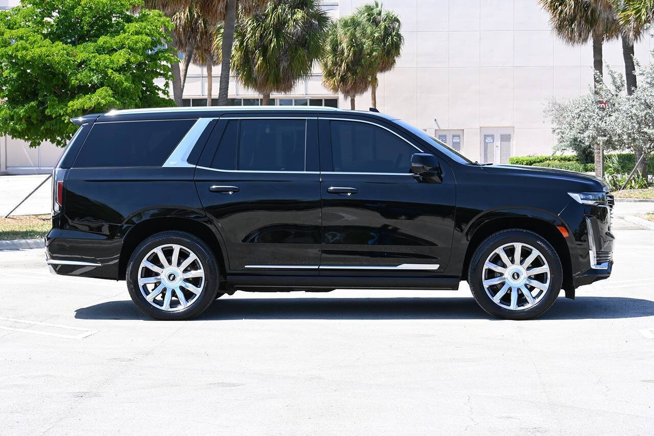 2022 Cadillac Escalade 8