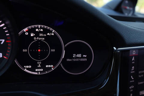 2018 Porsche Panamera 4 Executive