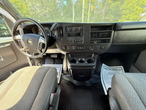 2019 Chevrolet Express 2500
