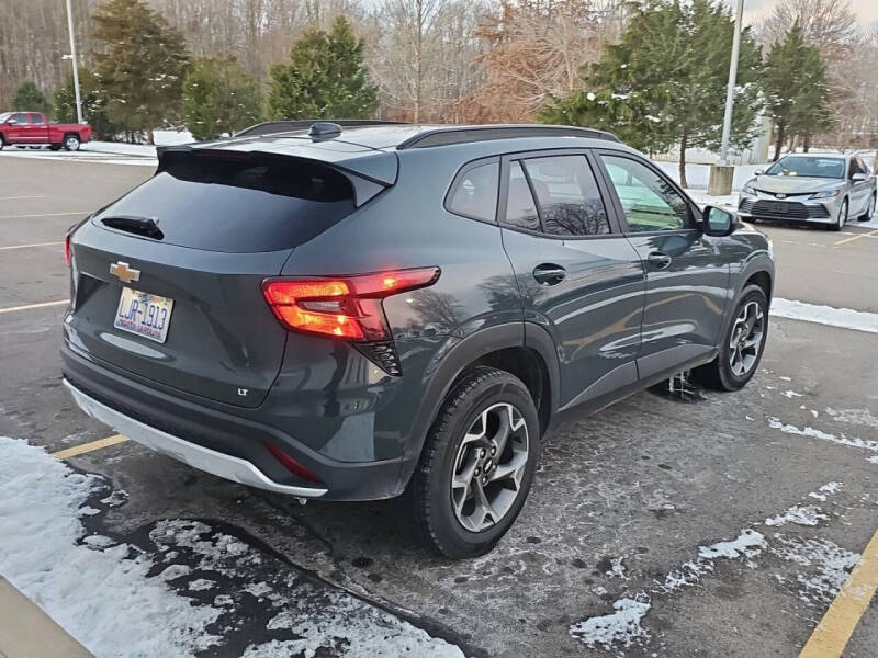 2025 Chevrolet Trax LT