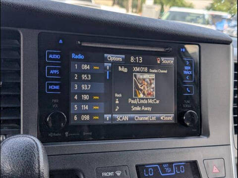 2016 Toyota Sienna LE 8-Passenger