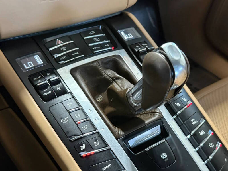 2018 Porsche Macan S
