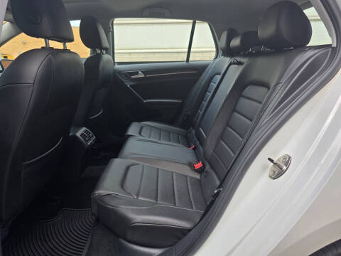 2016 Volkswagen Golf TSI SEL