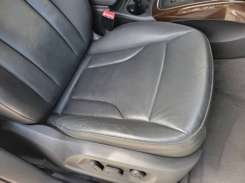 2012 Audi Q5 2.0T quattro Premium