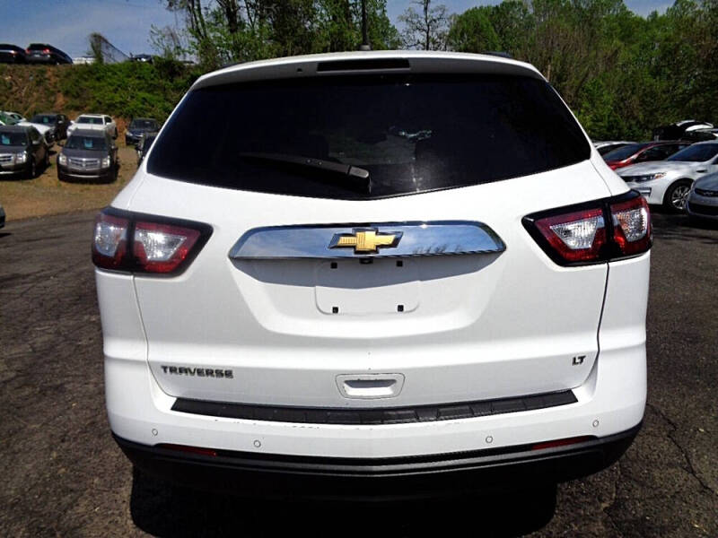 2017 Chevrolet Traverse LT