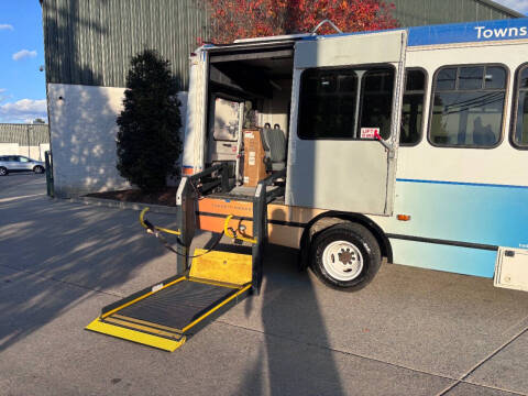 2015 Ford E-Series E-450 SD