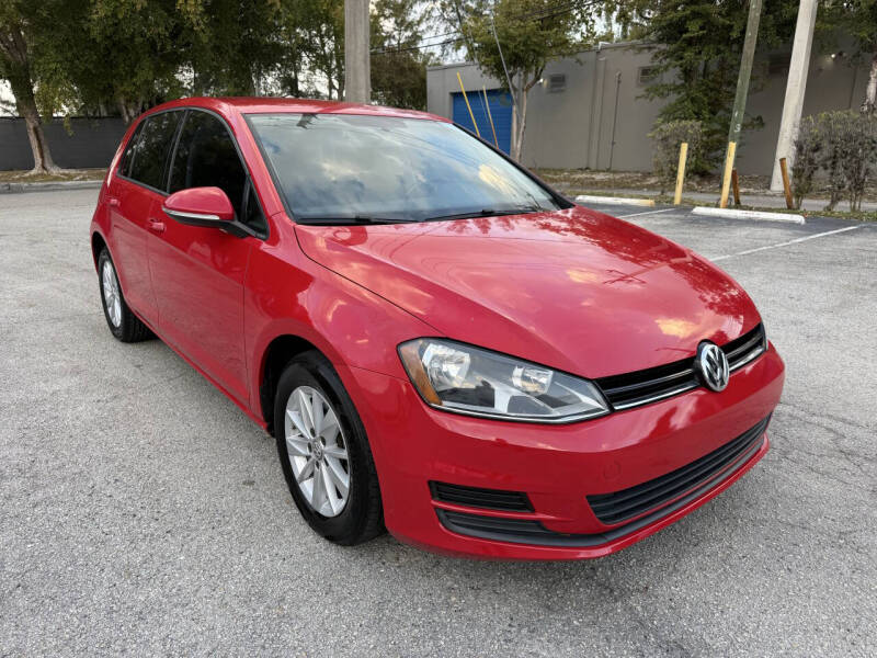 2017 Volkswagen Golf TSI S