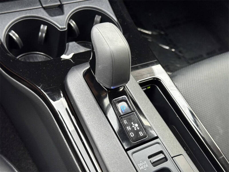 2024 Toyota Prius XLE