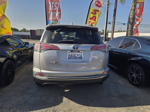 2018 Toyota RAV4 LE