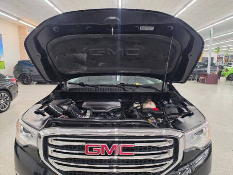 2017 GMC Acadia SLE-2