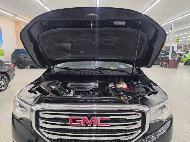 2017 GMC Acadia SLE-2
